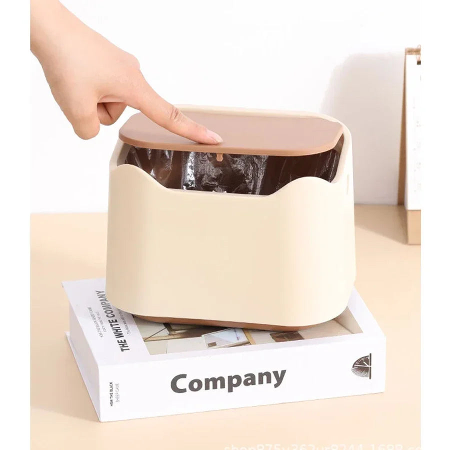 Cat Litter Box Portable Bedpan Removable Full-Closed Kitty Litter Pan Potty Toilet for Rabbit Medium Large Cats Small Animals